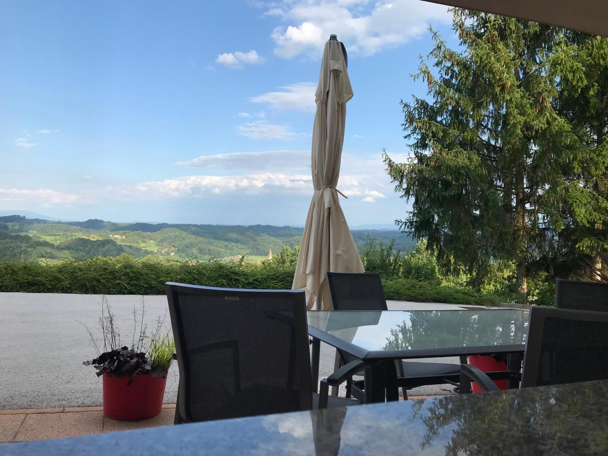 Апартаменты Morning Coffee W A View :) Подчетртек Экстерьер фото